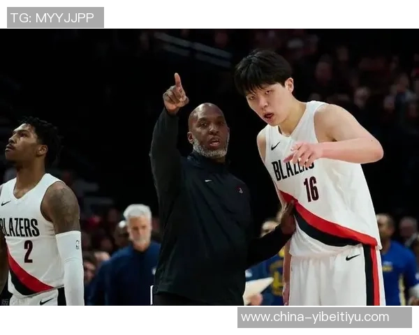 杨瀚森谈夏普和卡马拉：为兄弟们获得丰厚合同感到由衷高兴